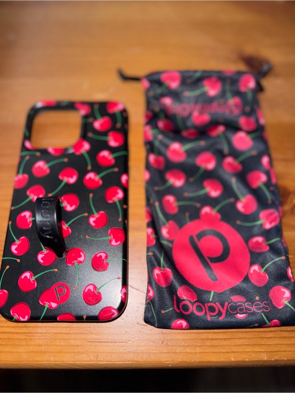 15 Pro Max Loopy Case Black Cherry Print Phone Case with Black Loopy Grip